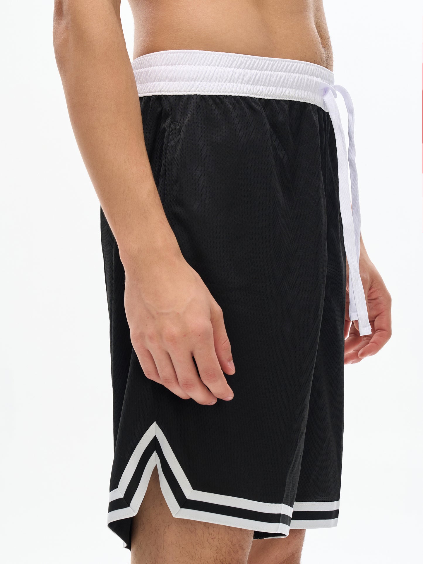 Lumière Du Levant Classic Stripe Trim Basketball Shorts